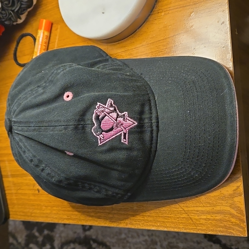 Penguins ball cap